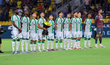 "Mançester Siti"də oynamış məşhur futbolçu Baklıya gələcək