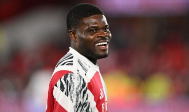 Qadına təcavüzdə ittiham edilən futbolçu azadlığa buraxıldı