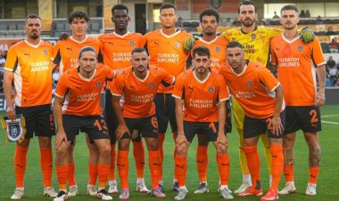 Türkiyə klubu Konfrans Liqasında pley-off mərhələsinə yüksəldi