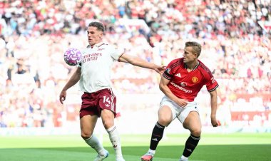 "Mançester Yunayted" mövsümə məğlubiyyətlə start verdi - VİDEO