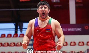 İki güləşçimiz bürünc medal uğrunda mübarizə aparacaq
