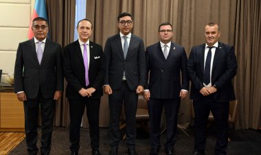 FOTO: Nazir Albaniya Milli Olimpiya Komitəsinin prezidenti ilə görüşdü