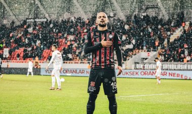 "Danışıqlar gedirdi, amma Coşqun qərarını "Araz-Naxçıvan"dan yana verdi"