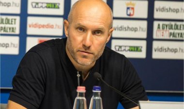 "Bilmirəm, necə başa düşülür, hakimin bir tərəfə simpatiyası var"