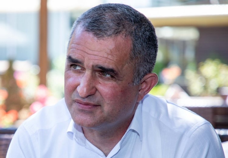 "Mənim haqqımda belə şayiə yayanları Allaha tapşırıram"