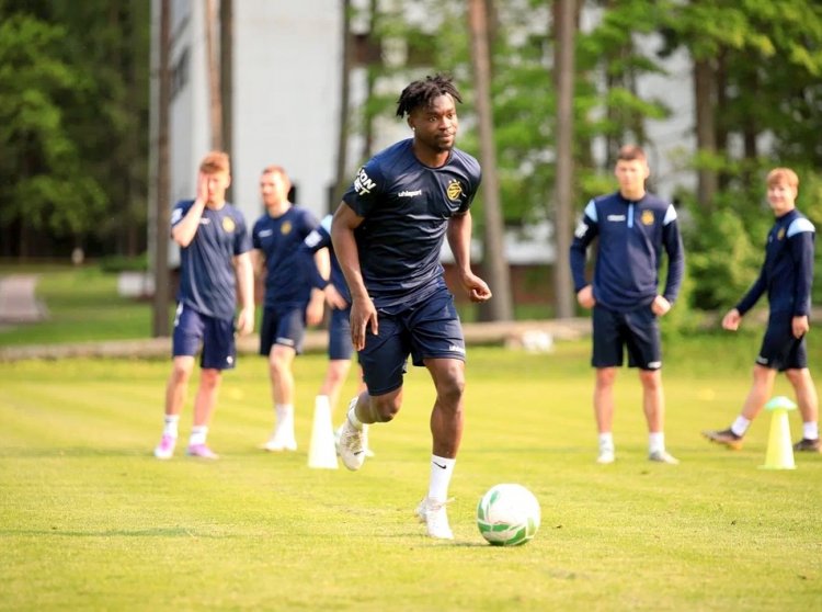 Premyer Liqa təmsilçisi Belarus klubunun oyunçusunu transfer etdi