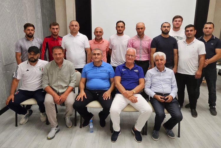 Alman məşqçi Şamaxıda - FOTO