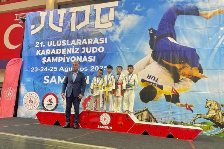 Azərbaycan cüdoçuları Türkiyədəki turnirdə altı qızıl medal qazandılar