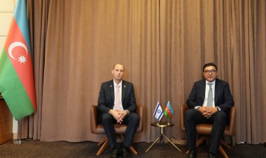 FOTOLAR: Fərid Qayıbov İsrailin Azərbaycandakı səfirini qəbul etdi