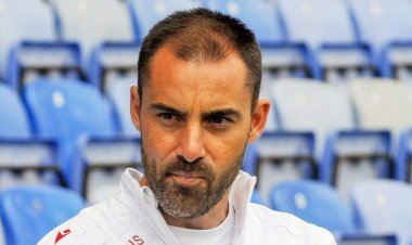 "Neftçi" və "Qarabağ"ın sabiq məşqçisi 3 aya istefaya göndərildi