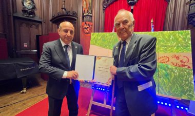 Xəzər İsayevə “Ədalətli Oyun Karyerası” diplomu təqdim edildi