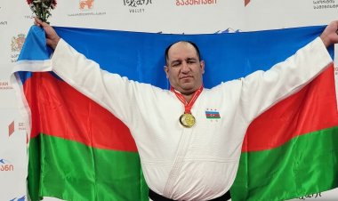 45 yaşlı İlham Zəkiyev 9-cu dəfə Avropa çempionu adını qazandı!