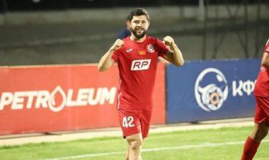 Orxan Əliyev "Neftçi"yə 2 qol vurub oyunun ən yaxşısı seçildi - FOTO