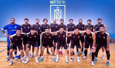 "Neftçi" 1-ci pilləni ələ keçirdi