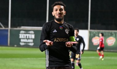 Abdullah Zubir "Qarabağ"ın heyətində yubiley qolunu vurdu
