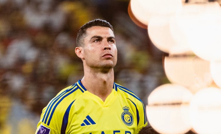 Ronaldo bütün zamanların ən yaxşı oyunçusu mükafatına layiq görüldü