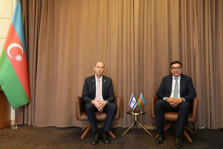 FOTOLAR: Fərid Qayıbov İsrailin Azərbaycandakı səfirini qəbul etdi
