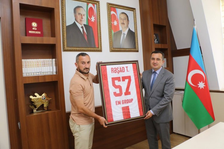 İcra başçısı mövsümə uğurla başlayan komandanı qəbul etdi