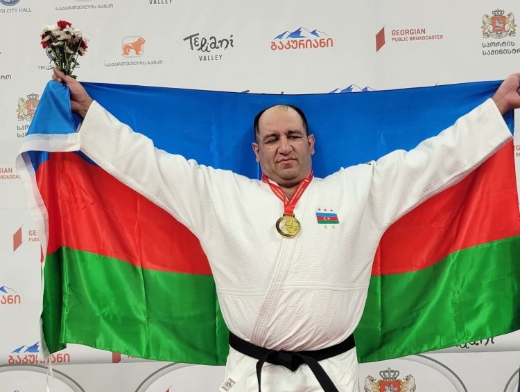 45 yaşlı İlham Zəkiyev 9-cu dəfə Avropa çempionu adını qazandı!