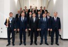 Dünya Korporativ Oyunlarının qalibi olan komandanı nazir qəbul etdi