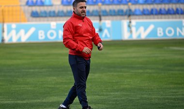"İstək və xarakter göstərmək, təslim olmamaq lazımdır"