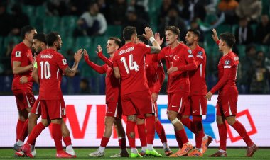 Türkiyə millisi növbəti dəfə darmadağınla qələbə qazandı