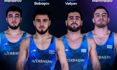 Azərbaycan millisinin bir üzvü yarımfinalda - Dünya çempionatı