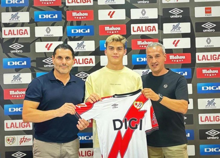  Azərbaycanlı futbolçu İspaniya klubu ilə müqavilə bağladı