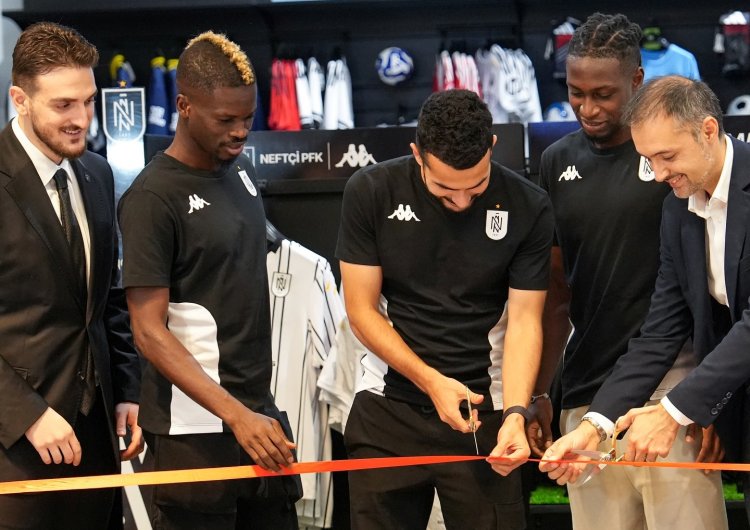 "Gənclik Mall"da "Neftçi"nin rəsmi mağazasının açılışı keçirildi