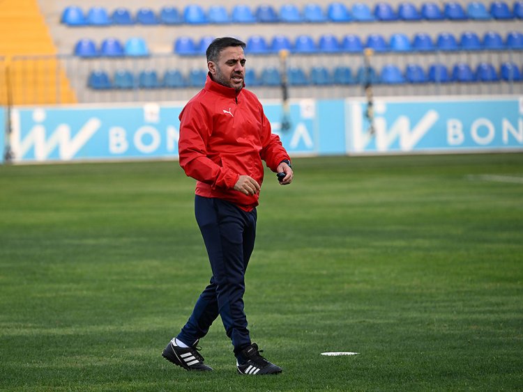 "İstək və xarakter göstərmək, təslim olmamaq lazımdır"
