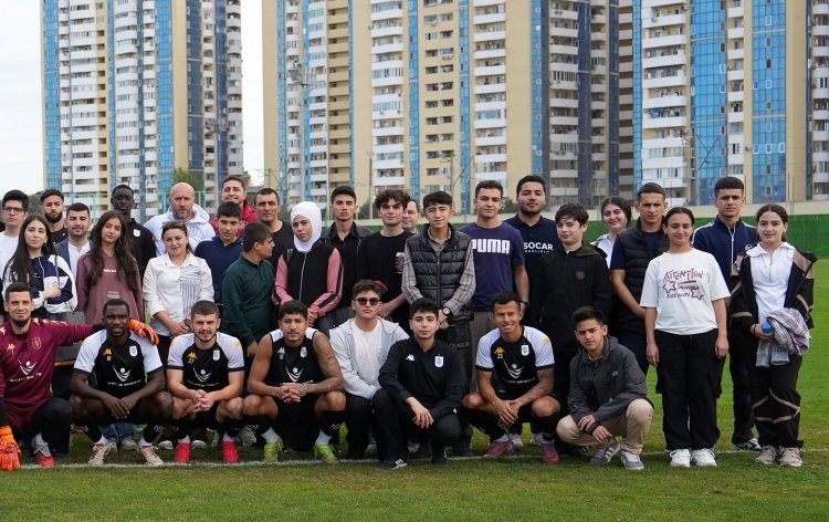 "Neftçi"nin futbolçuları şəhid və qazi övladları ilə görüşdü - FOTO