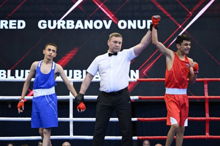 Daha üç boksçumuz Avropa çempionatında yarımfinala çıxdı