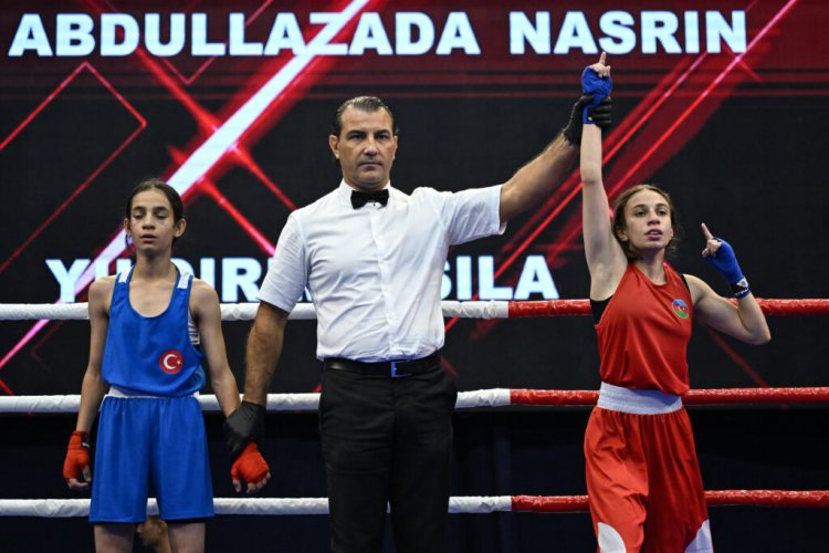 Nəsrin Abdullazadə Avropa çempionatında yarımfinala çıxdı