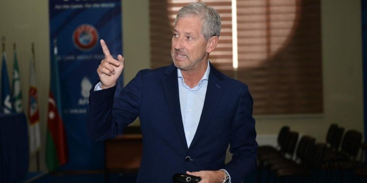 AFFA-nın komitə sədri hakimlərin səhvini etiraf etdi - VİDEO