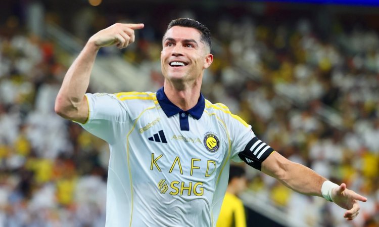 950 qol vuran ilk futbolçu oldu - Ronaldodan növbəti REKORD