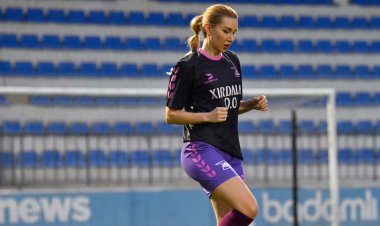 Gürcüstanlı model "Qarabağ" haqda paylaşım etdi: "SUSUN!"