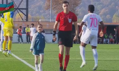 Peşəkar Futbol Liqasından duyğulandıran, kövrəldən VİDEO 