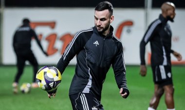 Yankoviç yenidən milliyə çağırıldı