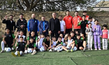 Millimizin üzvləri Kürdəxanıda yeniyetmə futbolçularla görüşdülər