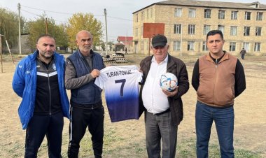 "Turan Tovuz"un məşqçiləri kənd məktəbinin qonağı oldular
