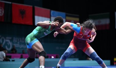  Azərbaycanın daha iki güləşçisi İslamiadada gümüş medal qazandı