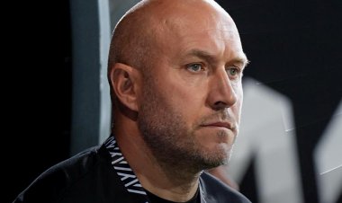 Abasov istefa vermədi, "Neftçi" onunla məcbur vidalaşdı - RƏSMİ