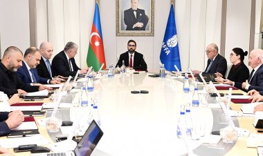 De Blekere vəzifəsindən ayrıldı - AFFA-da TƏCİLİ TOPLANTI