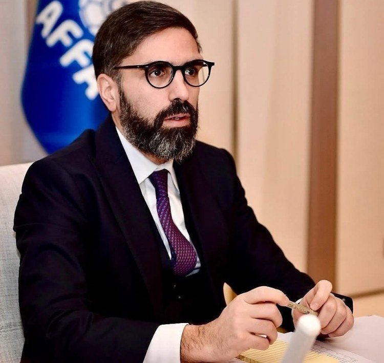 Rövşən Nəcəf "Çelsi" ilə matça görə "Qarabağ"ı təbrik etdi