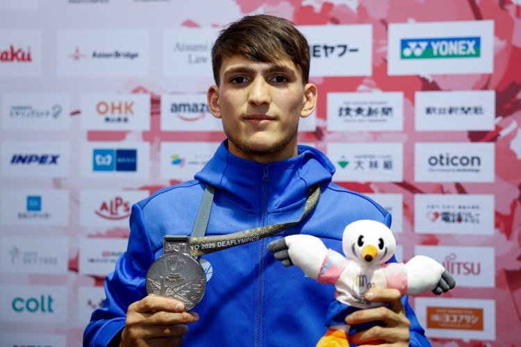 Coşqun Əliyev Azərbaycana medal qazandıran ilk idmançı oldu