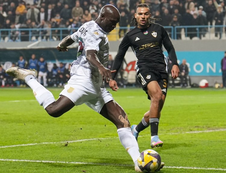 "Neftçi" azarkeşlərinə SÜRPRİZ etdi - 1 bilet al, 2 oyun izlə