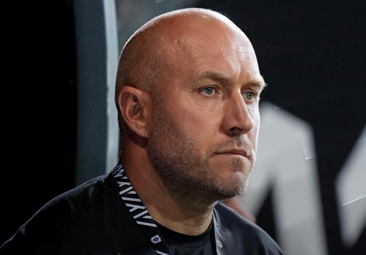 Abasov istefa vermədi, "Neftçi" onunla məcbur vidalaşdı - RƏSMİ