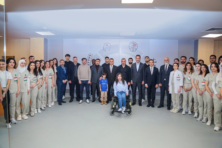"Qarabağ" ailəsi Yeni Robotik Reabilitasiya Mərkəzində - FOTO