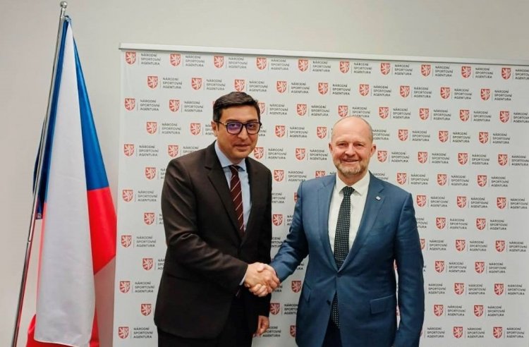 Fərid Qayıbov Çexiyanın Milli İdman Agentliyinin sədrilə görüşdü