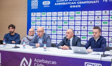 Azərbaycan çempionatı öncəsi məşqçilərlə görüş keçirildi